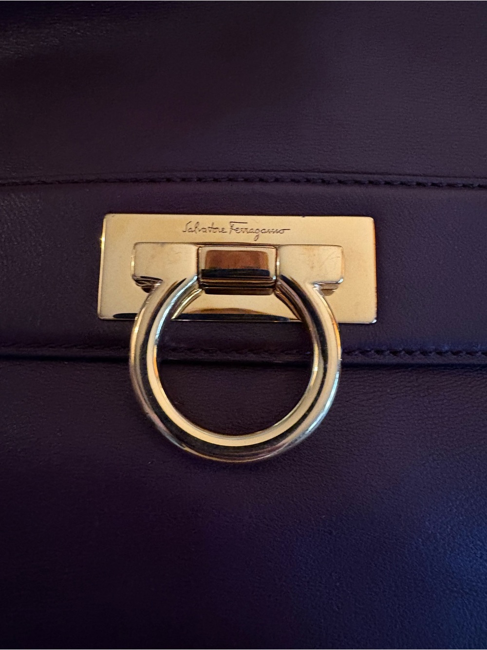 Salvatore Ferragamo Sofia Satchel Crossbody Large Plum Leather Gold- EXCELLENT - Picture 6 of 17